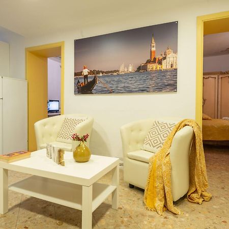 Historical Home In Venice Center Luaran gambar